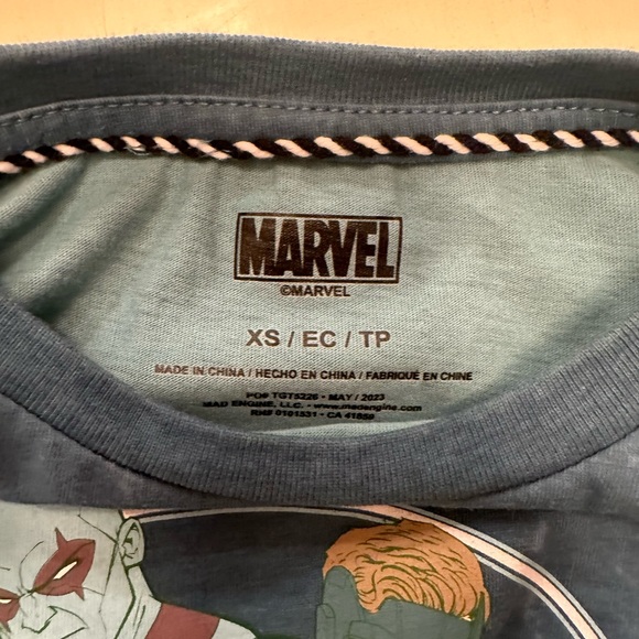 Disney World T-Shirt Bundle: Mickey, Star Wars and Marvel Guardians XS (4-5) - Picture 6 of 7